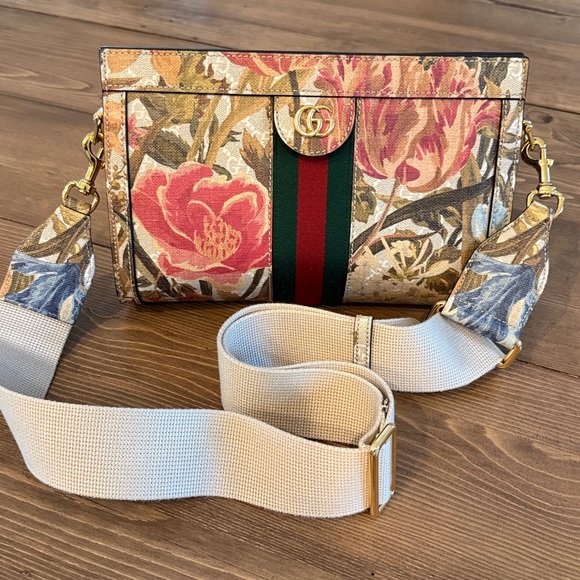 Rare Authentic Gucci Floral Canvas Crossbody Bag - Picture 1 of 10